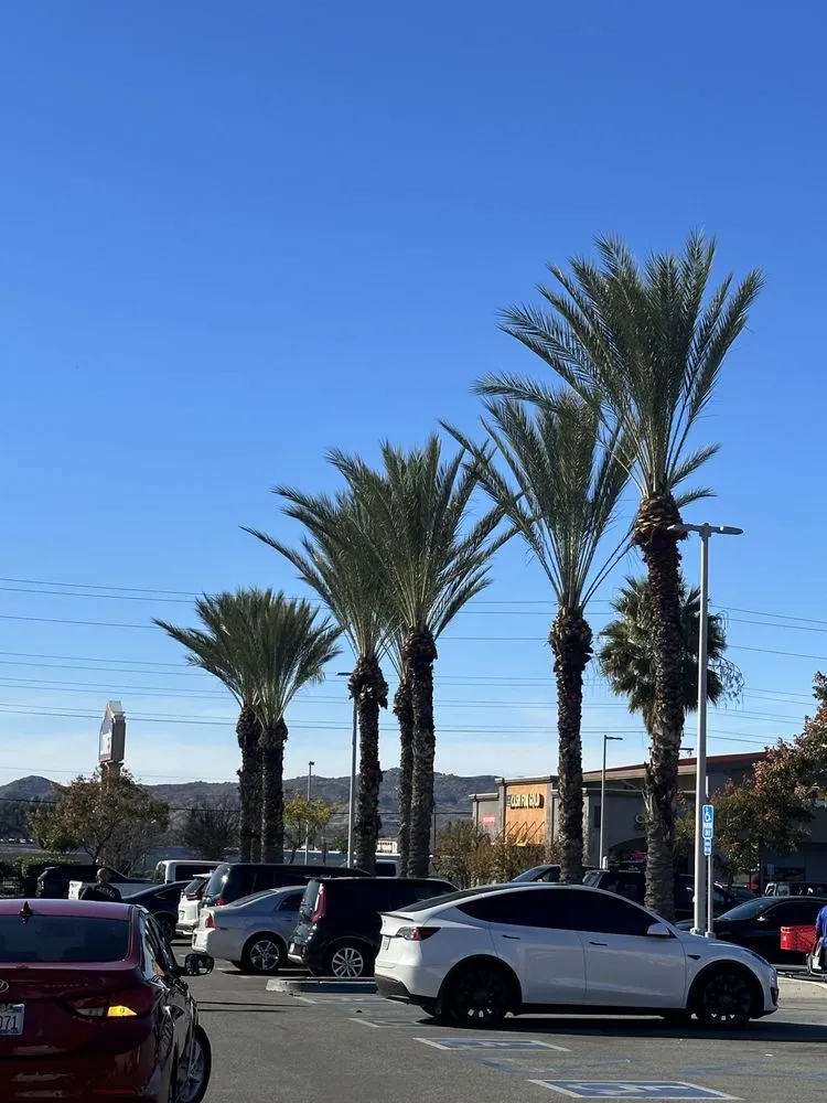 Professional residential landscaping in Lake Elsinore, CA - Greenway Landscape