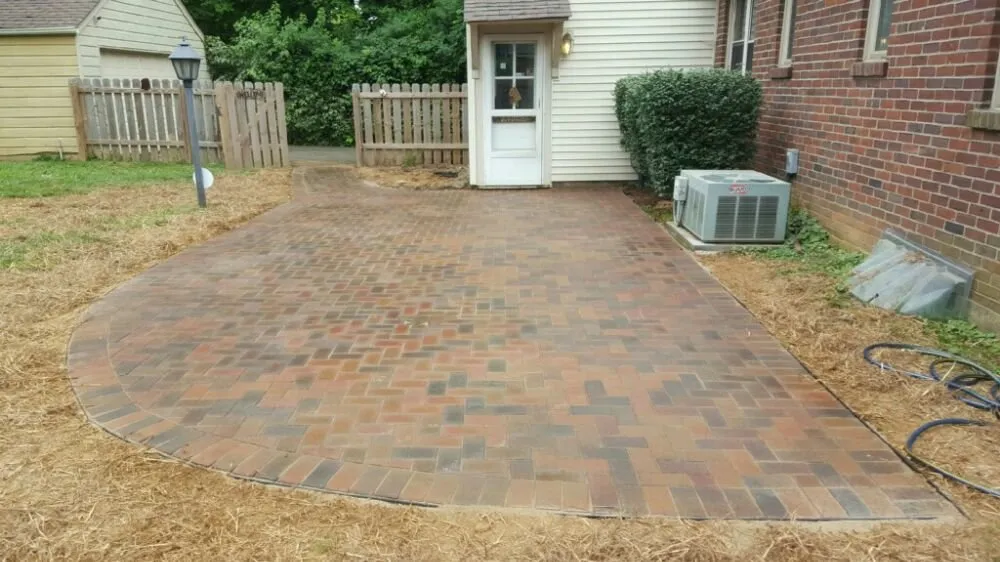 Expert residential landscaping in Louisville, KY by Greenway Landscape Services