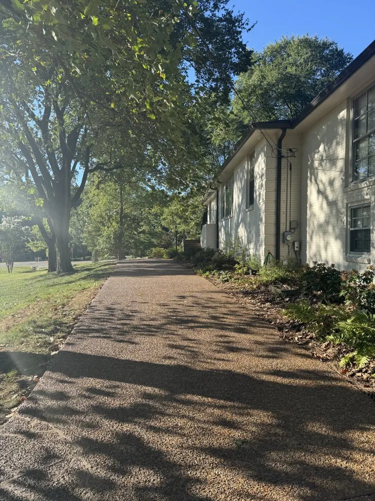 Professional lawn care service near you in Nashville, TN by Greenway of Nashville