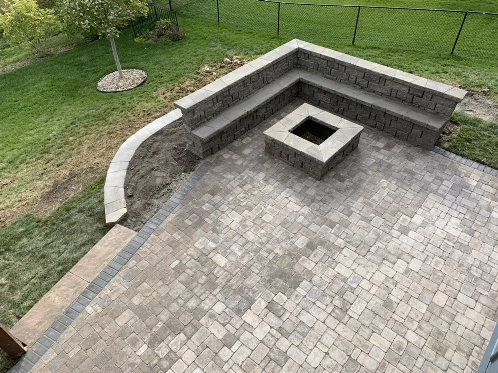 Expert garden landscaping experts serving Gretna, NE - Greenway Yard and Landscape