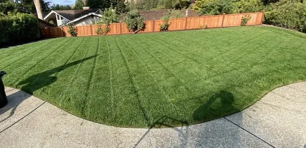 Greenwerks Lawn Care & Maintenance Logo