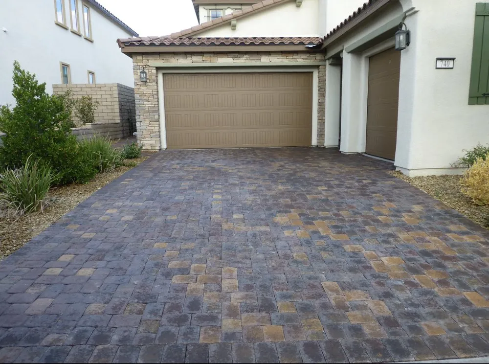 Local yard maintenance for year-round maintenance in Las Vegas, NV by Greenwest Landscape