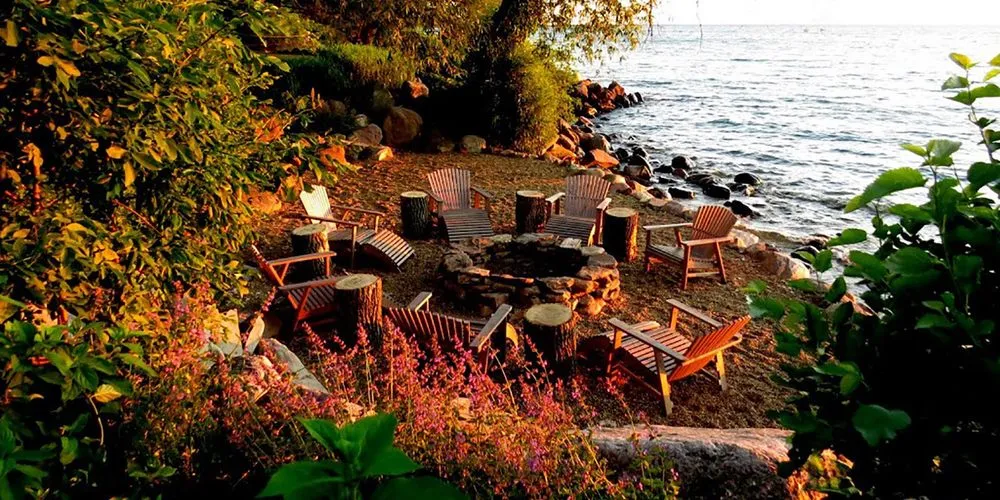 Local outdoor landscaping experts serving Skokie, IL - Greenwise Organic Lawn Care