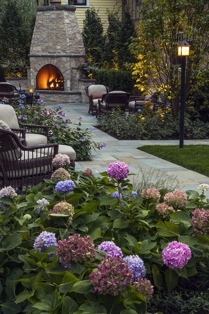 Top-rated landscaping services for year-round maintenance in Skokie, IL by Greenwise Organic Lawn Care