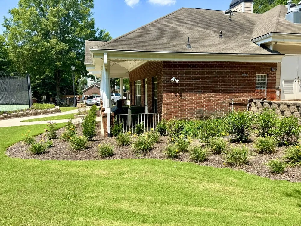Reliable lawn care service in Atlanta, GA - Greenwood Group
