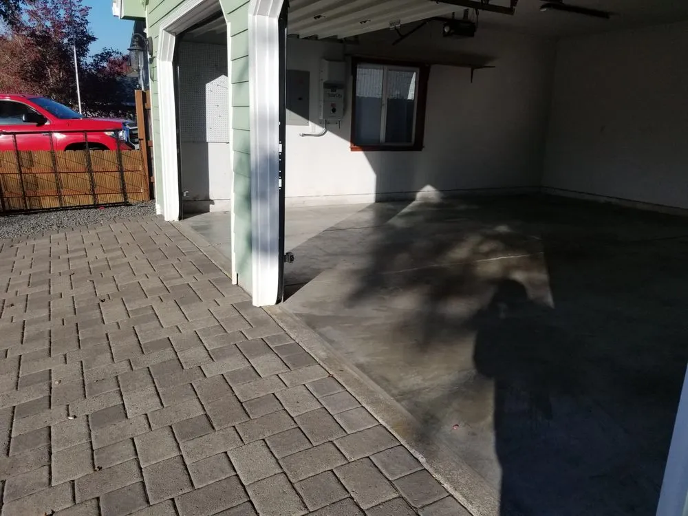 Custom lawn mowing service with custom design across Woodburn, OR - Greenwood Landscape