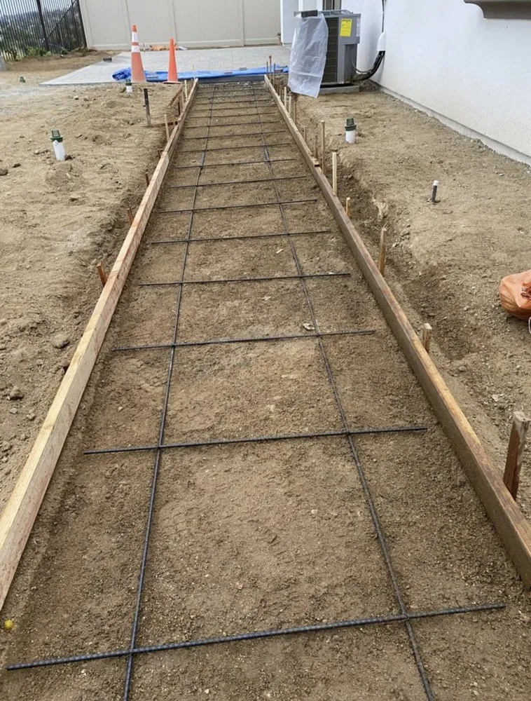 Reliable yard maintenance for year-round maintenance across Palm Springs, CA - Greenwood Landscaping