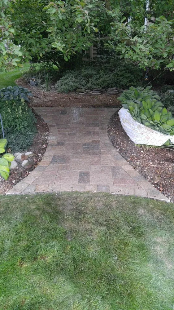 Top-rated landscape installation for beautiful yards in Plainfield, IL by Greenwood Lawn Services