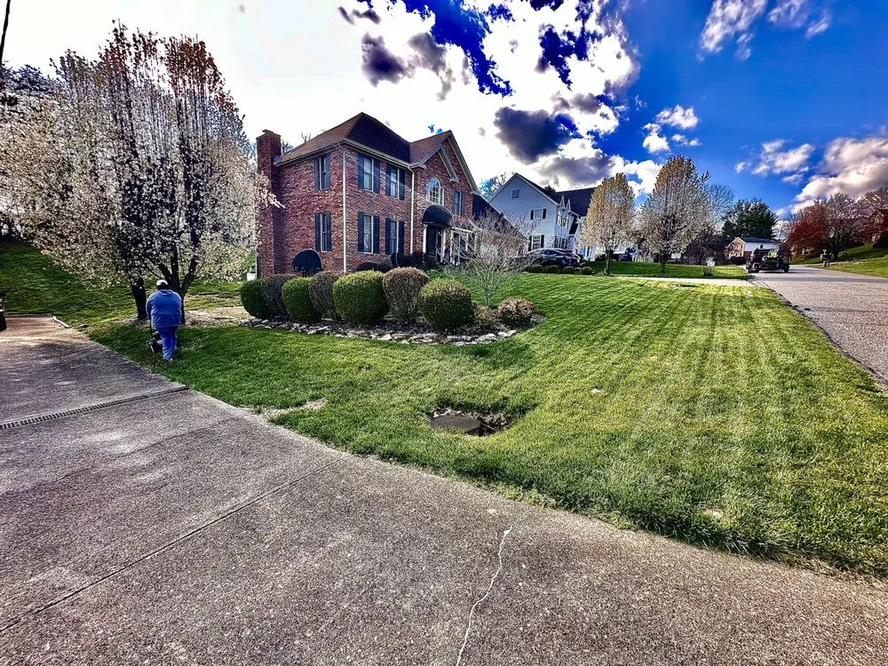 Trusted outdoor landscaping for outdoor upgrades across Ashland, KY - GreenWorks Lawn & Contracting