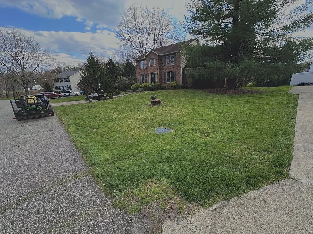 Affordable lawn mowing service in Ashland, KY by GreenWorks Lawn & Contracting