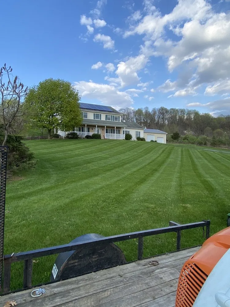 Trusted yard cleanup service experts serving Easton, PA - GreenWorks Lawn & Landscape Services