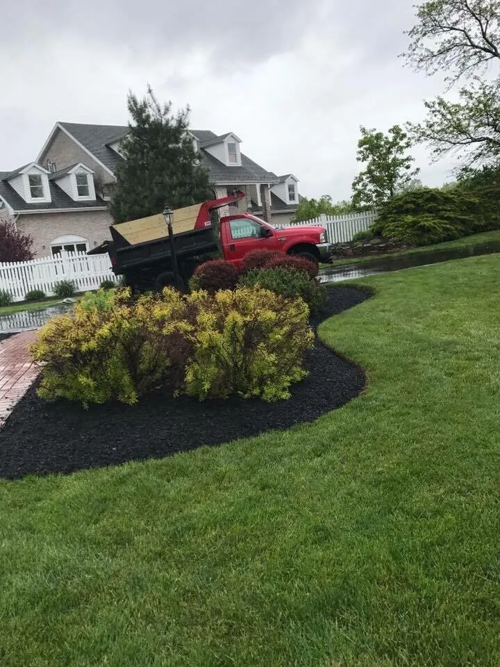 Top-rated outdoor landscaping in Easton, PA - GreenWorks Lawn & Landscape Services