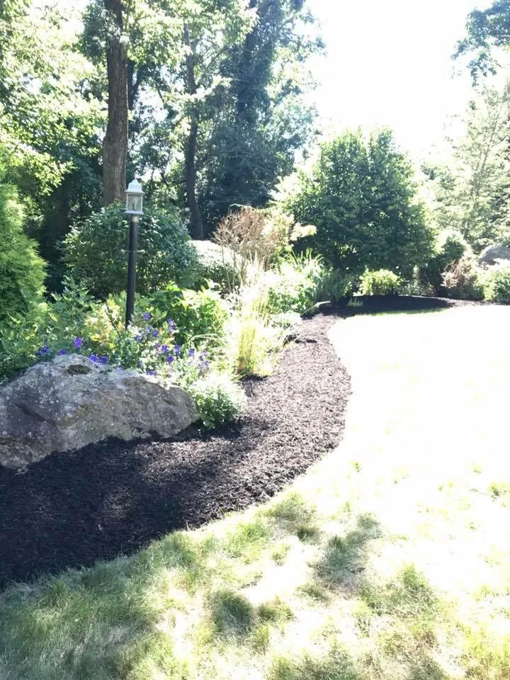 Affordable lawn mowing service experts serving Easton, PA - GreenWorks Lawn & Landscape Services