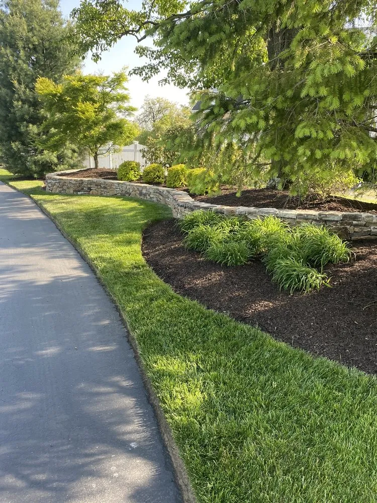 Expert lawn mowing service in Easton, PA by GreenWorks Lawn & Landscape Services
