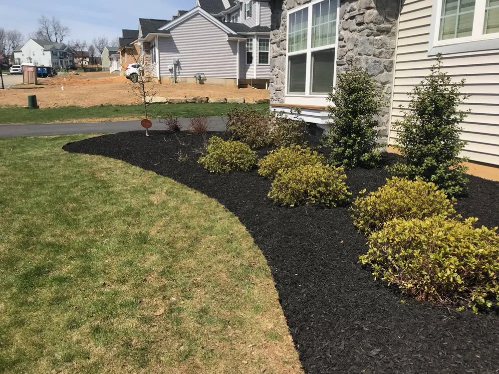 Trusted yard maintenance in Easton, PA - GreenWorks Lawn & Landscape Services