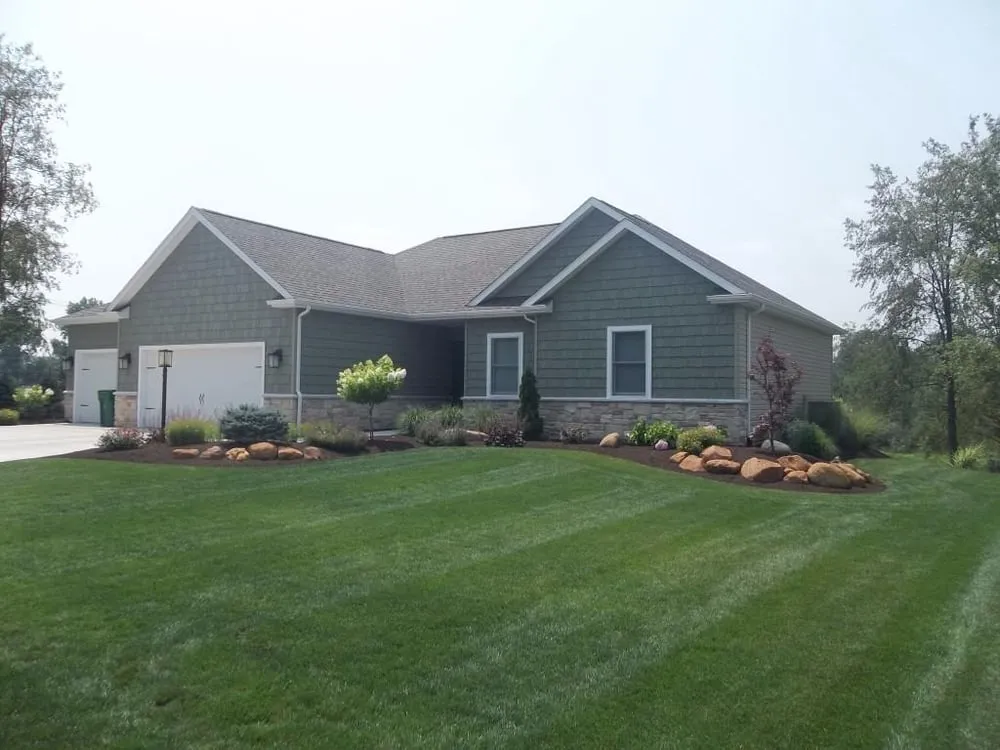 Custom outdoor landscaping in Pierceton, IN by GreenWorks Lawn Solutions