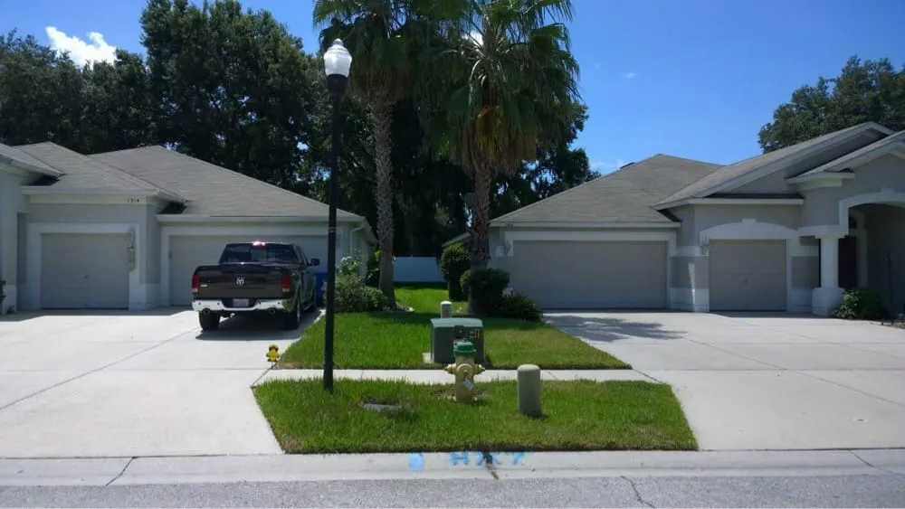 Trusted lawn mowing service for homes across Plant City, FL - Greenworks
