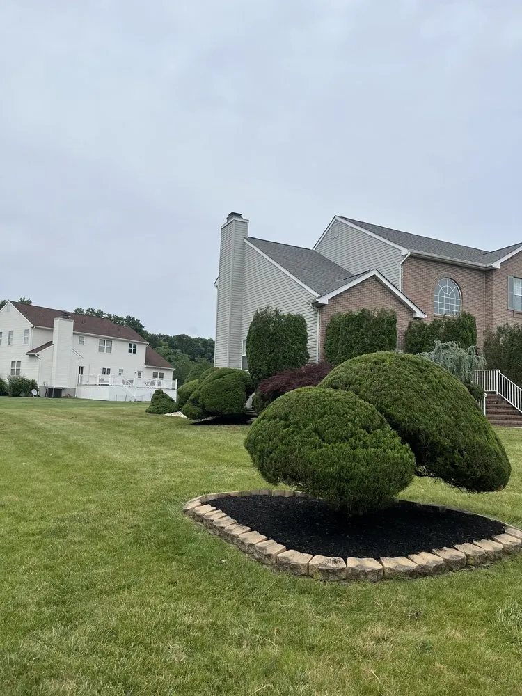 Trusted yard maintenance with custom design across Hamilton, NJ - Greenworld James Landscaping