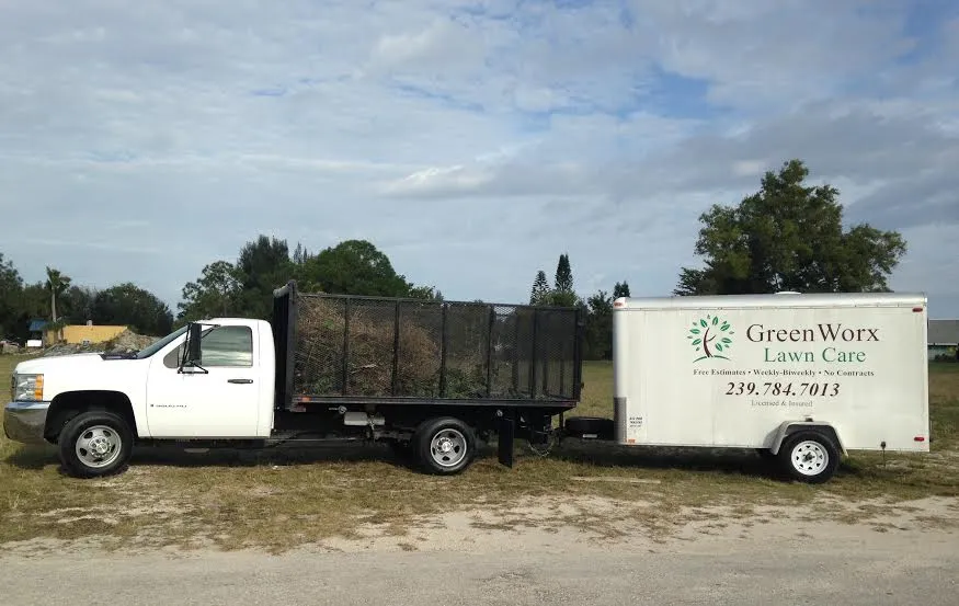 Expert lawn mowing service in Naples, FL by Greenworx Lawn Care