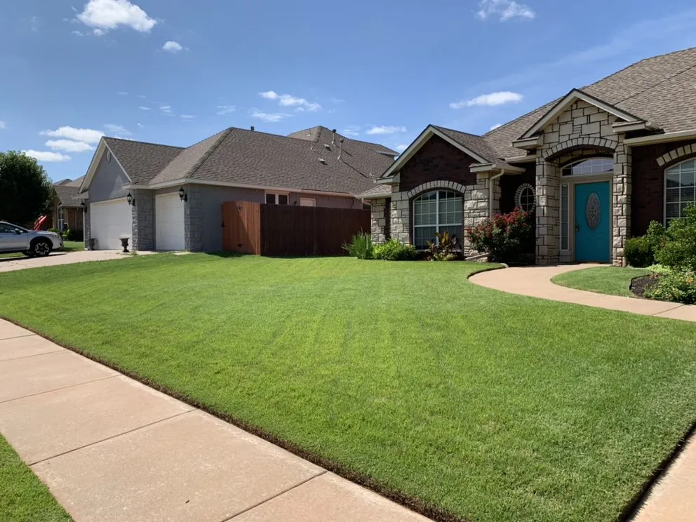 Trusted yard maintenance experts serving Oklahoma City, OK - Greenworx Lawncare & Landscaping