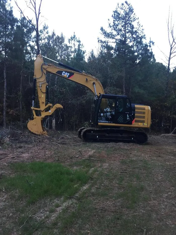 Custom outdoor landscaping for year-round maintenance in Shreveport, LA by Greer's Dirt Work