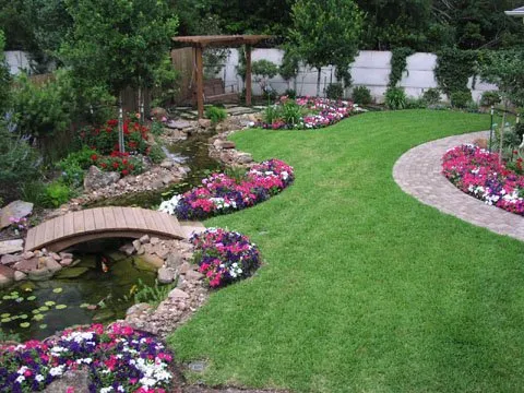 Top-rated landscaping services in Orlando, FL by Greg Abbott Lawn Care