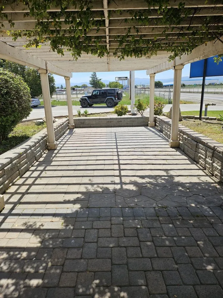 Professional residential landscaping in Hollister, CA - Gregg's Complete Gardening & Landscape