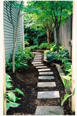 Local garden landscaping for homes in Henrico, VA by Gregg's Gardens