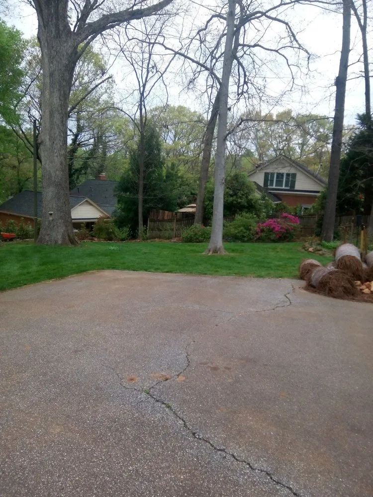 Local lawn care service in Simpsonville, SC - Gregory's Affordable lawn Care and More