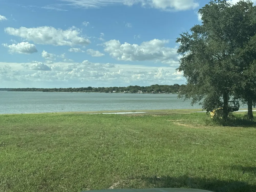 Expert lawn mowing service in Kemp, TX by Greg’s Custom Mowing