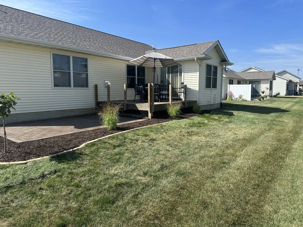 Affordable landscape design experts serving East Moline, IL - Greg's Landscaping And Much More