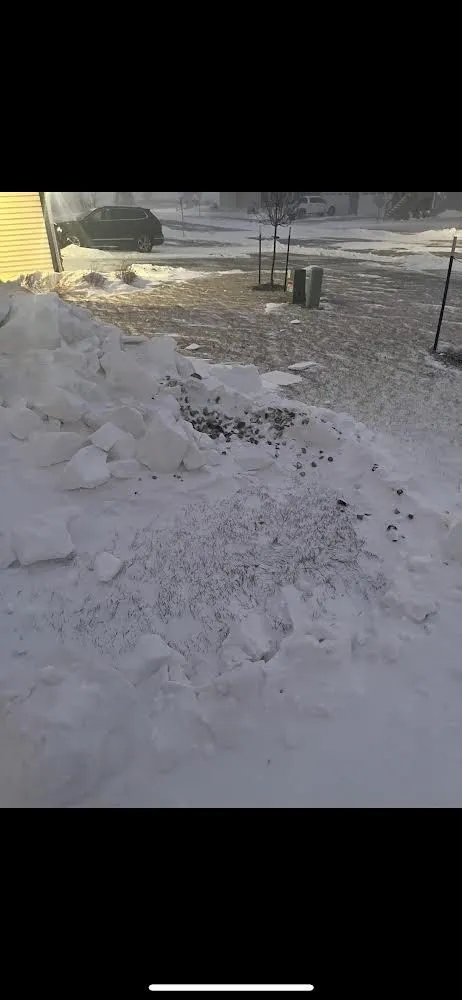 Affordable residential landscaping experts serving Cedar Rapids, IA - Greg's Lawn & Landscaping