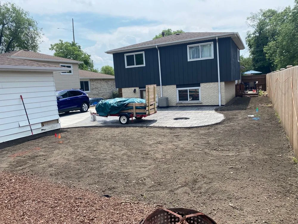 Local garden landscaping experts serving Chicago, IL - Greg’s Lawn Maintenance