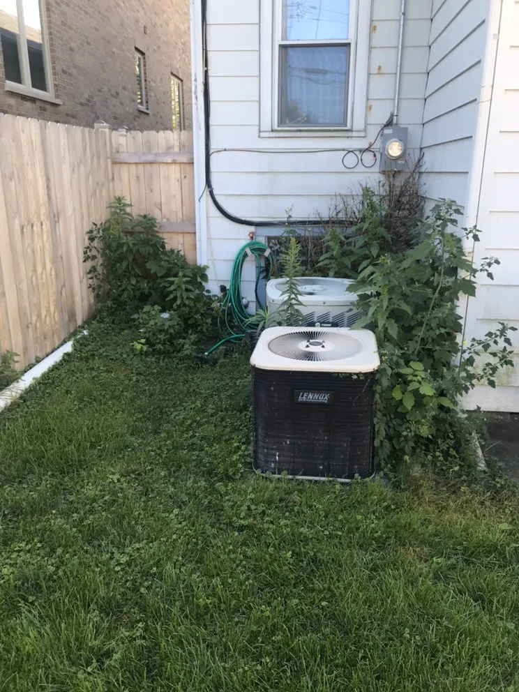 Expert garden landscaping experts serving Chicago, IL - Greg’s Lawn Maintenance