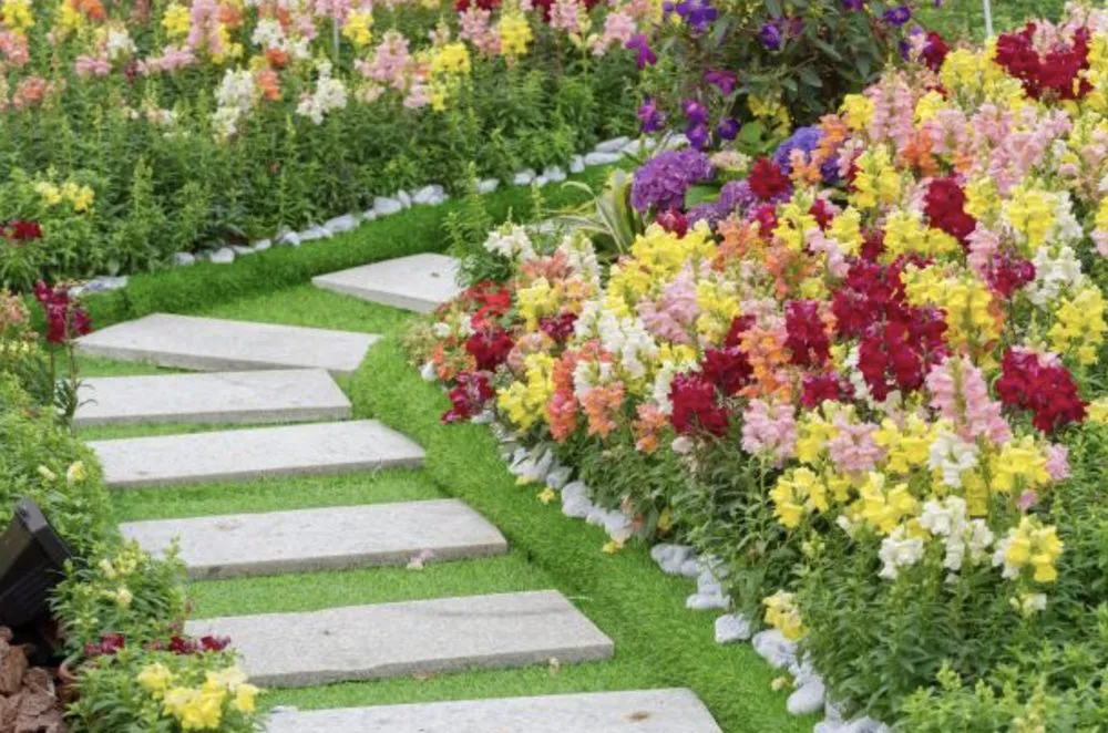 Reliable landscape installation experts serving Marshfield, MA - Gretchen's Gardening & Landscaping