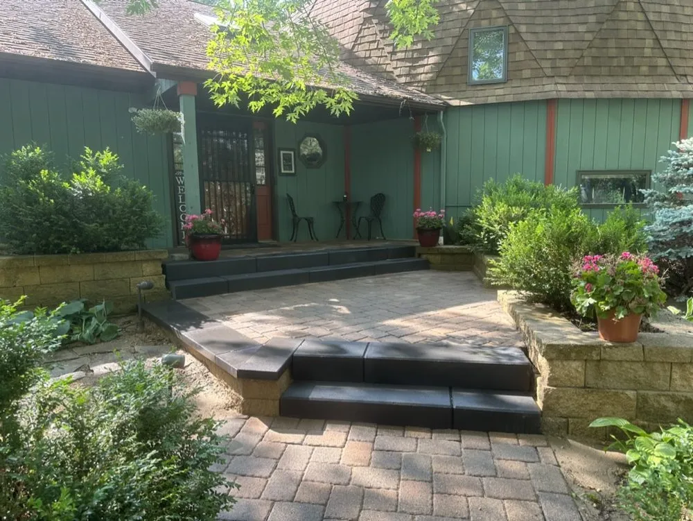 Top-rated lawn mowing service with custom design across Saint Paul Park, MN - Grey Cloud Outdoors