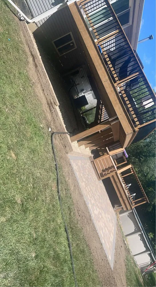 Reliable landscaping services experts serving Mundelein, IL - GRF Landscaping