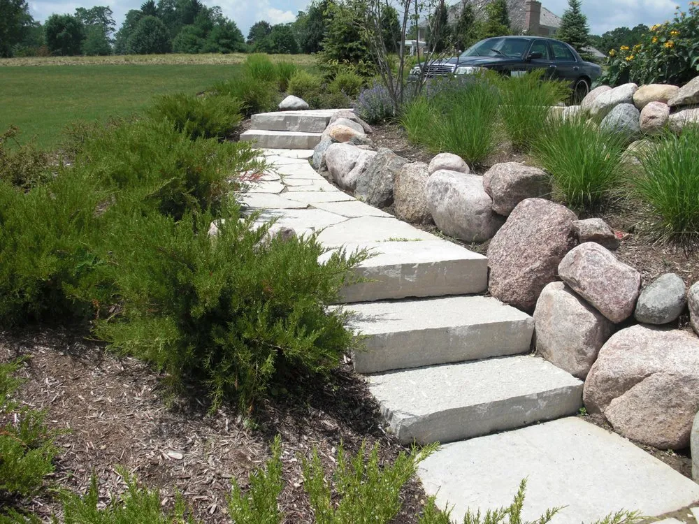 Custom landscape design in Lake Bluff, IL by Griffin Design Build