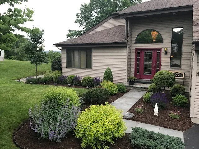 Custom yard cleanup service experts serving Peekskill, NY - Griffin Landscaping