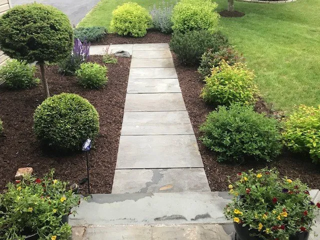 Custom lawn mowing service in Peekskill, NY - Griffin Landscaping