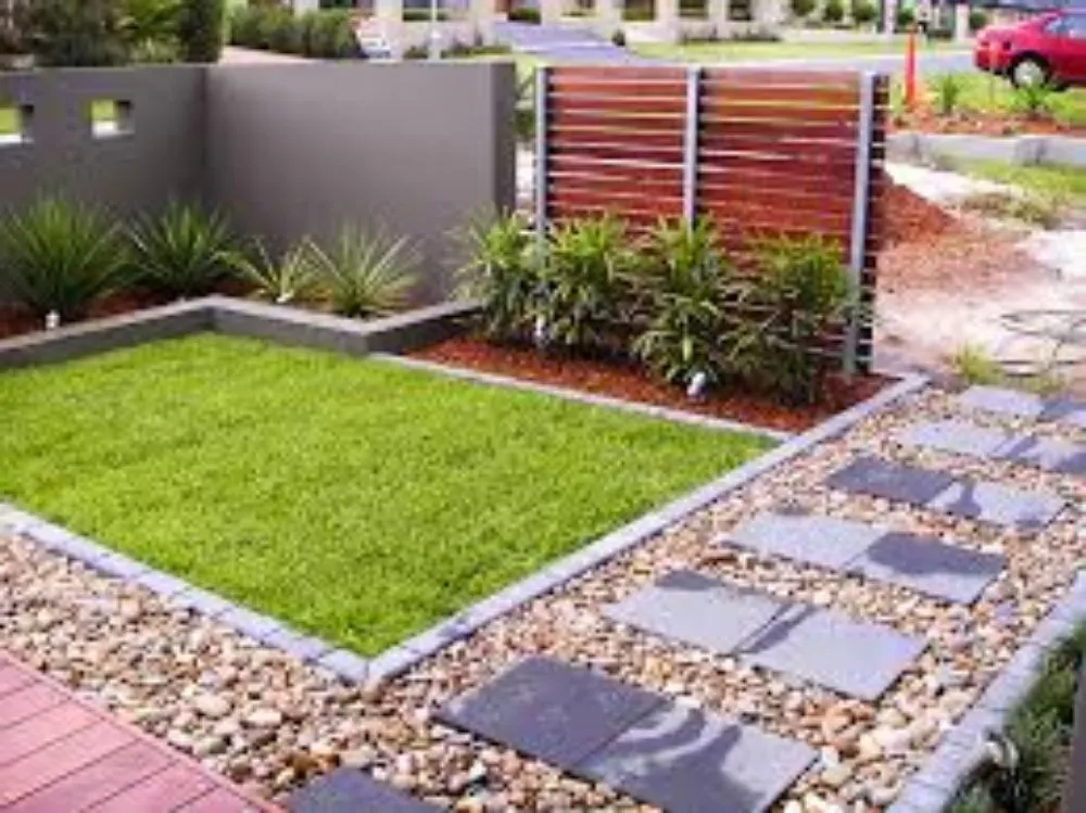 Expert residential landscaping near you in Tampa, FL by Griffin Landscaping