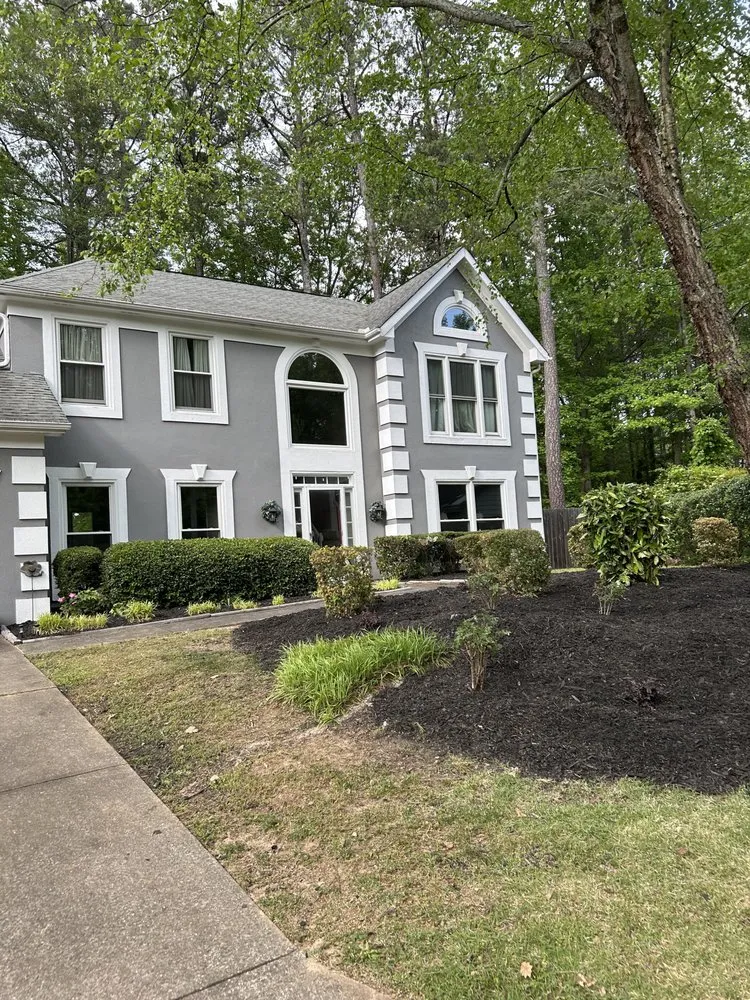 Top-rated lawn mowing service in Woodstock, GA by Griffin’s Home Services