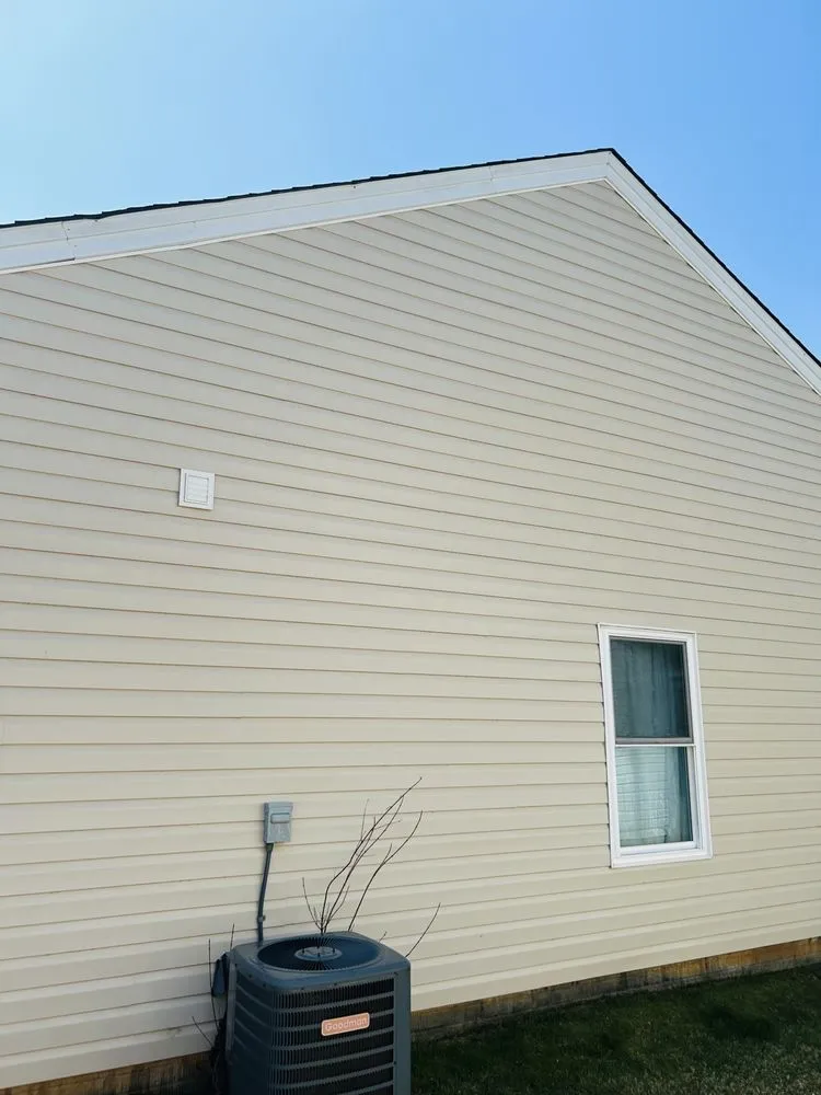 Top-rated lawn mowing service in Woodstock, GA - Griffin’s Home Services