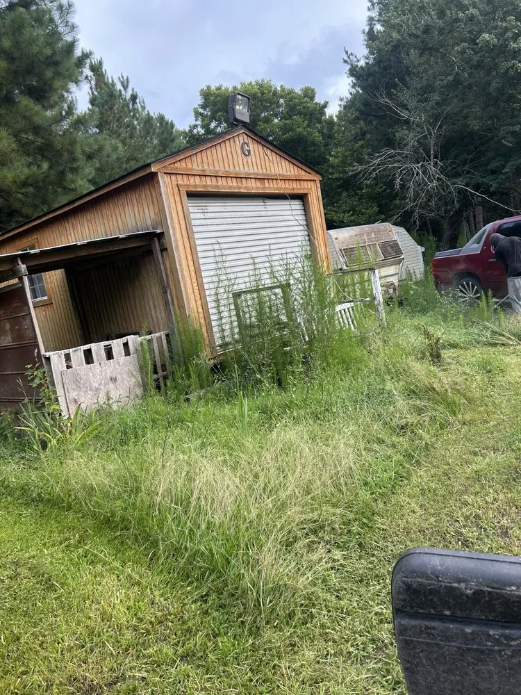 Local yard cleanup service for outdoor upgrades in Chadbourn, NC by Griffin’s Landscaping