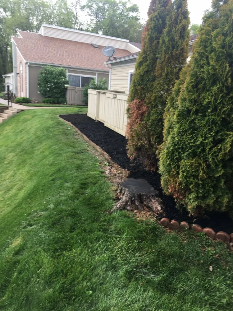 Top-rated yard cleanup service for residential properties in Hagerstown, MD by Griffins Lawn Care
