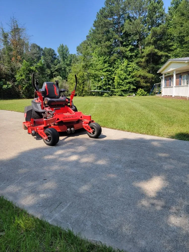 Professional residential landscaping for residential properties in Sanford, NC by Griff's Landscaping