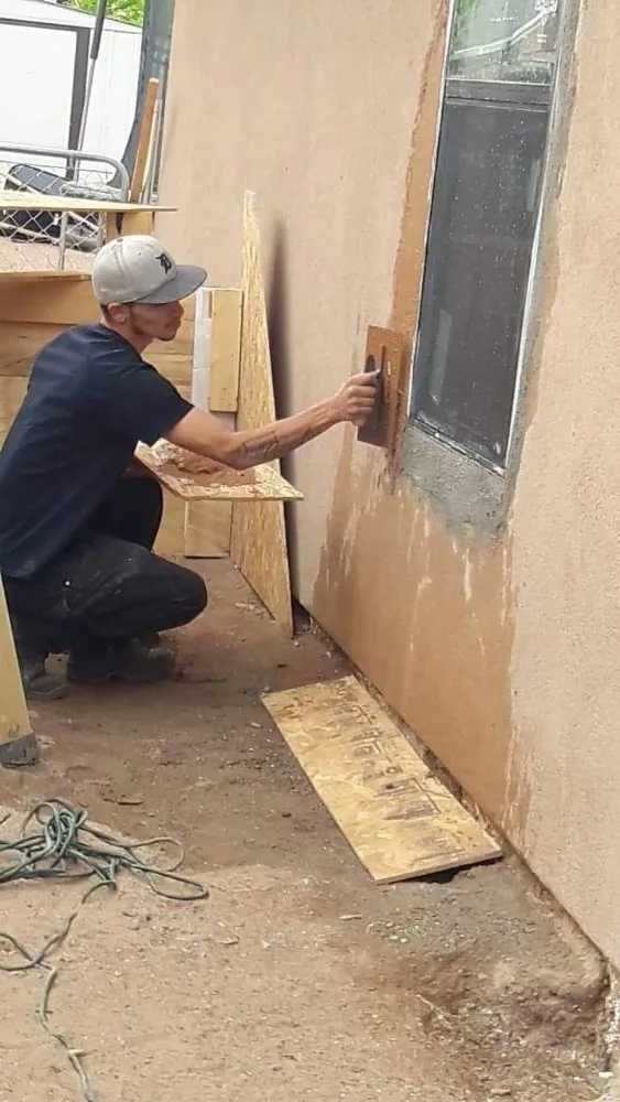 Top-rated lawn mowing service in Las Cruces, NM by Grijalva Scapes & Repairs