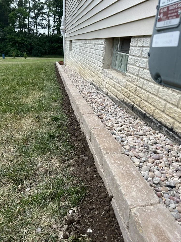 Expert lawn care service with custom design in Columbus, OH by Grillo Landscaping