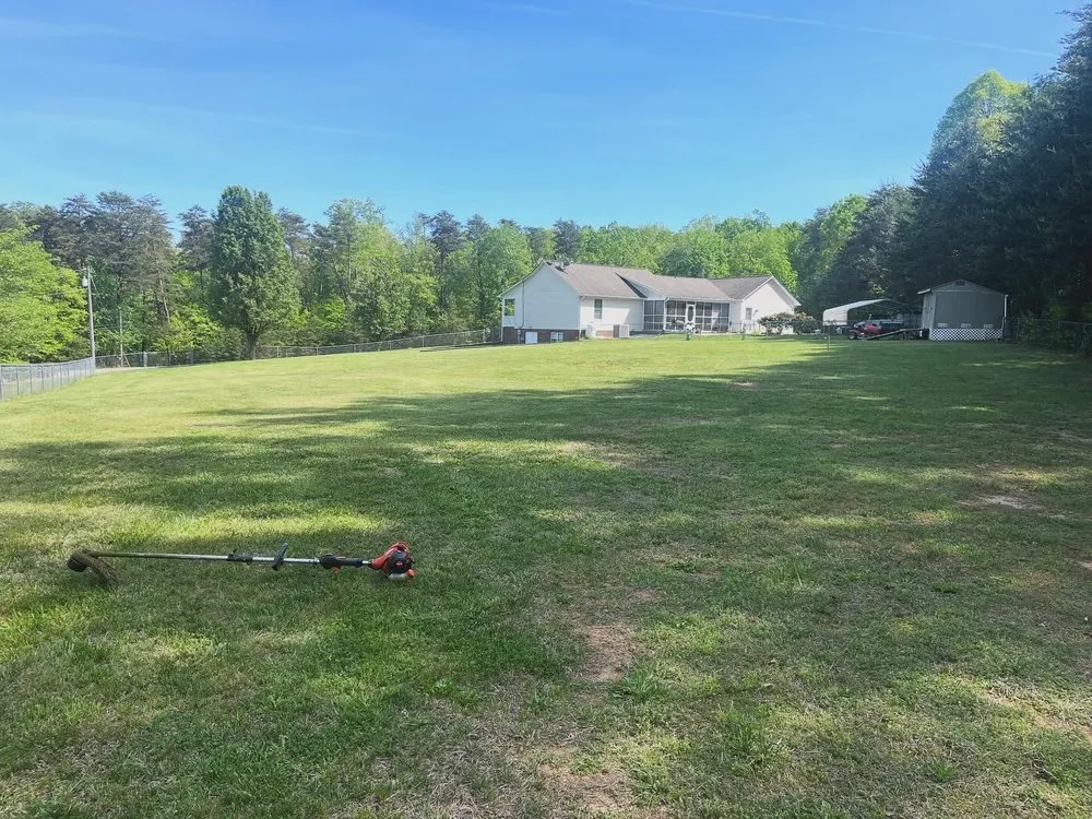 Custom lawn mowing service experts serving Danville, VA - Grimes Lawn Service