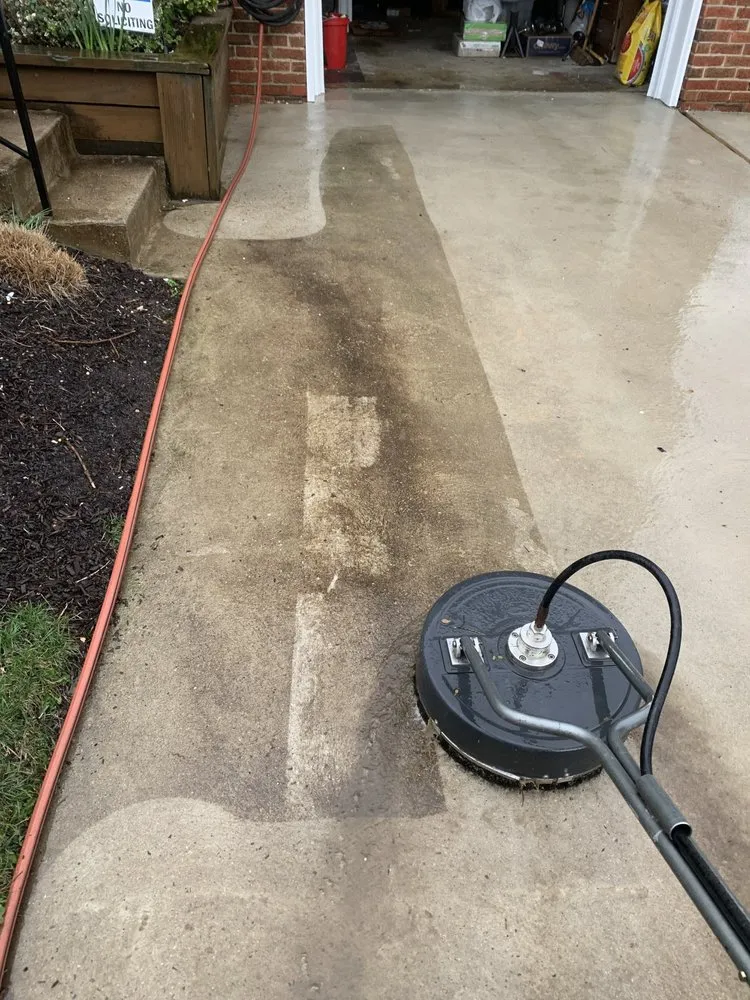 Top-rated lawn mowing service experts serving Lake Dallas, TX - Grimy Paws Pressure Washing & Outdoor Services